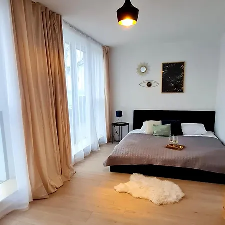 Villa Forest &